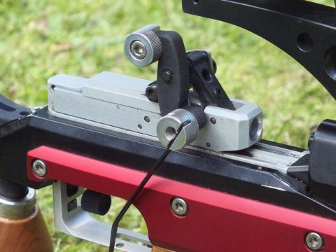 New lever for the loading port
