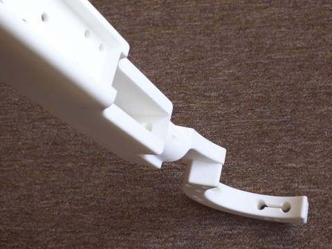 Bottom view of the rear part