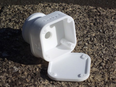 Bottom plate removed